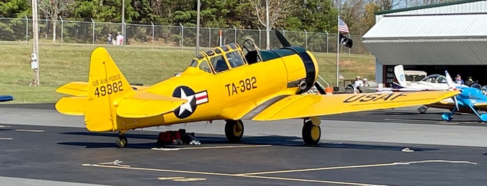 Charlotte-Monroe Executive Airport is one of Air Shows/Museums.