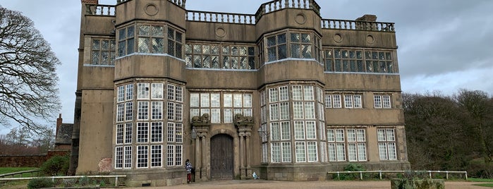 Astley Hall is one of Jenniferさんのお気に入りスポット.