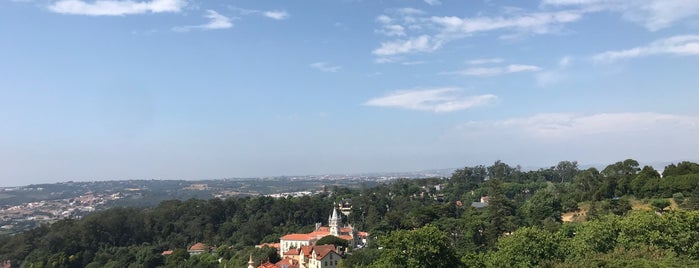 Miradouro da Villa is one of Sintra.