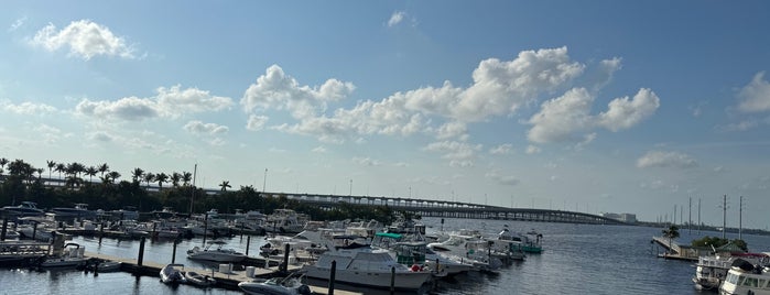 Laishley Crab House is one of Florida.