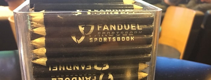 Fanduel Sportsbook is one of Locais curtidos por Denise D..