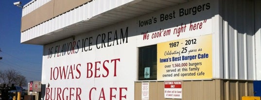 Iowa's Best Burger Cafe is one of Tempat yang Disukai Matt.