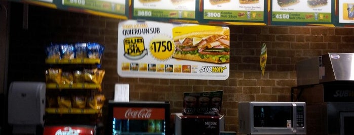 Subway is one of sandwiches gourmet en santiago de chile.