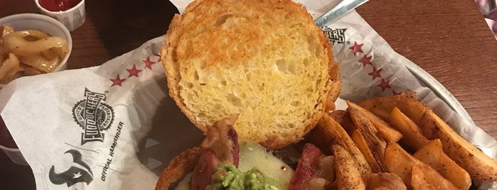 Fuddruckers is one of Top picks for Burger Joints.