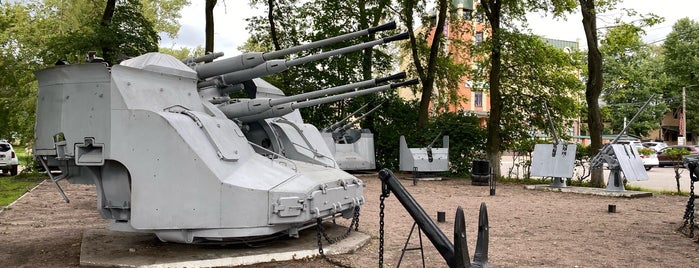 Пушки Корабельные (Экспозиция Военно Технического Музея) is one of Культурный досуг.