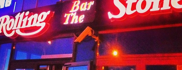 The Rolling Stone Bar is one of потусить.