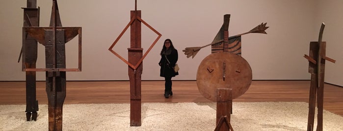 Museo d’Arte Moderna (MoMA) is one of Manhattan.