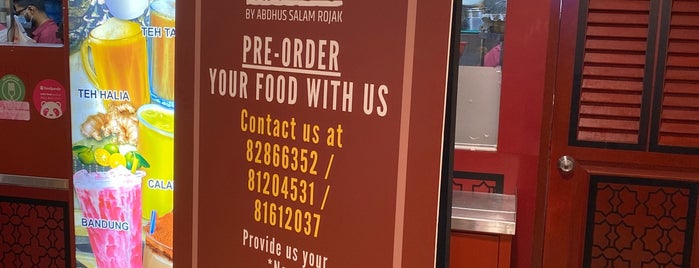 Ministry Of Rojak By Abdhus Salam Rojak is one of Tempat yang Disukai Ricky.