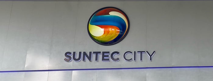 Suntec City Mall is one of Tempat yang Disukai Ian.