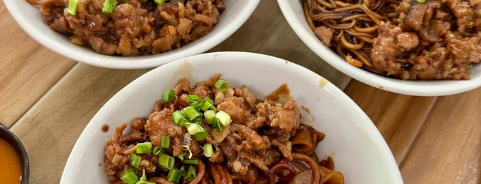 Sinsuran Sang Nyuk Mee is one of Places to Eat in KK.