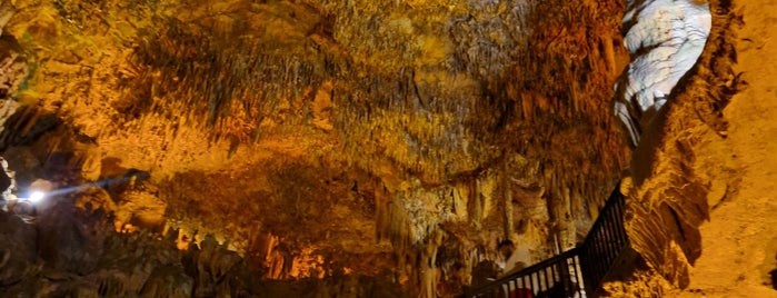 Damlataş Mağarası is one of ANTALYA.