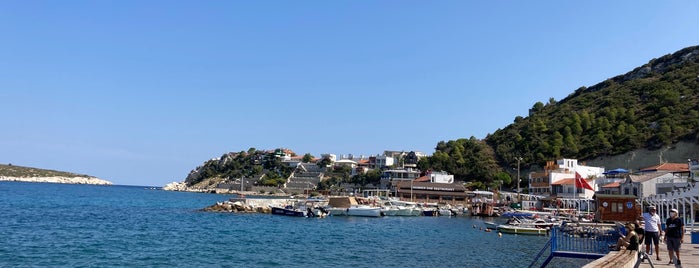 Altın Tabak - İsmet Usta is one of Orte, die Deniz gefallen.