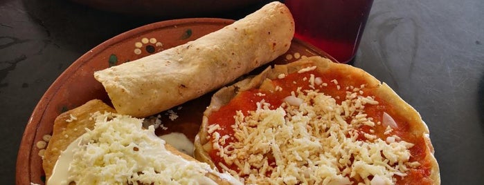 Tacos Doña Güicha is one of Tempat yang Disukai Celina.