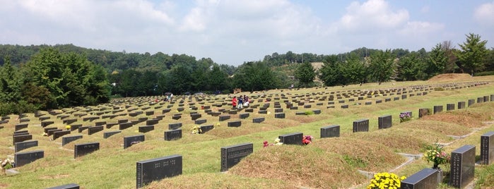 영락동산 is one of Won-Kyung'un Beğendiği Mekanlar.