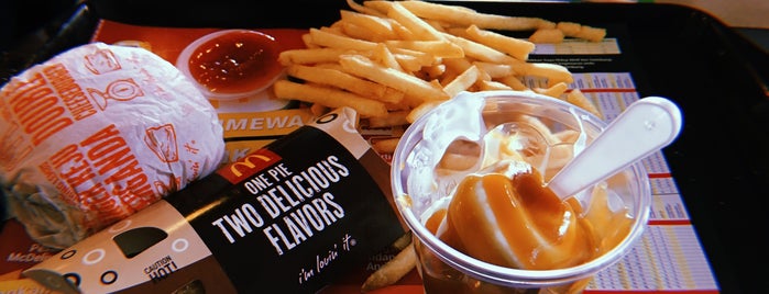 McDonald's & McCafé is one of Benjamin Goh -My Visit Place.