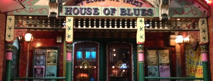 Crossroads at House of Blues is one of Orte, die Mistress gefallen.