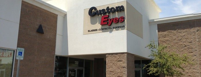 Custom Eyes is one of Lugares favoritos de Heather.