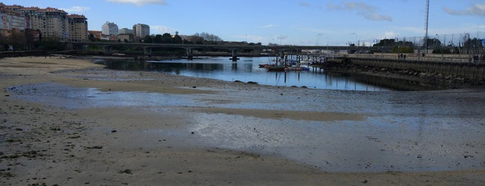 Paseo de Bouzas is one of Vigo.