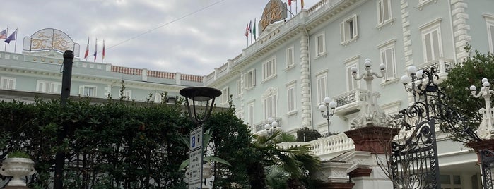 Grand Hotel Des Bains is one of Riccione.