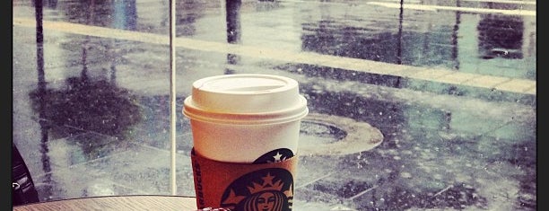 Starbucks is one of Must-visit Coffee Shops in Guangzhou.