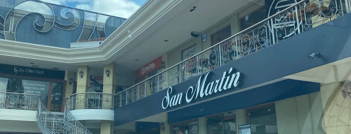 San Martín is one of Buenos Restaurantes.