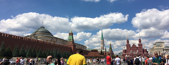 Красная площадь is one of World Heritage.