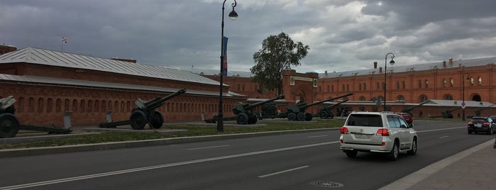 Музей артиллерии, инженерных войск и войск связи is one of World Heritage.