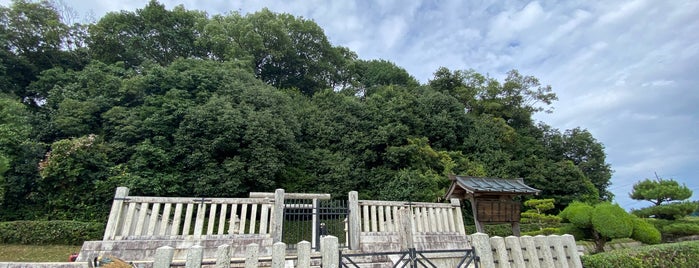 文武天皇 檜隈安古岡上陵 (栗原塚穴古墳) is one of 西日本の古墳 Acient Tombs in Western Japan.