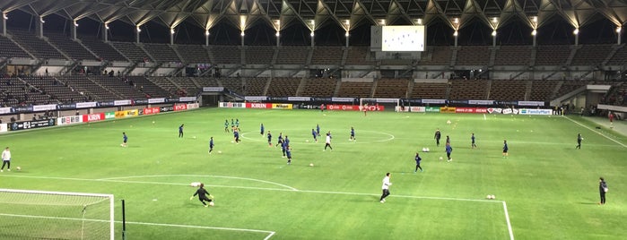 Fukuda Denshi Arena is one of Soccer Stadium.