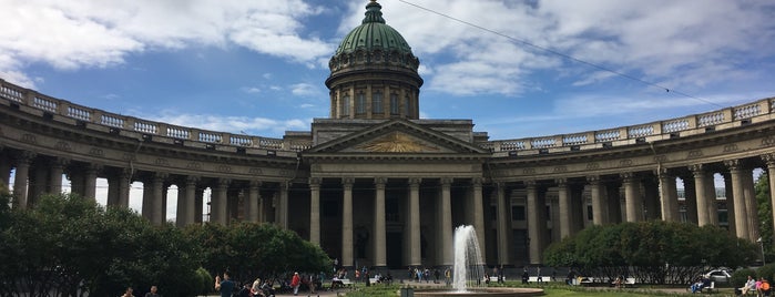 The Kazan Cathedral is one of World Heritage.