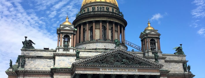 Исаакиевский собор is one of World Heritage.