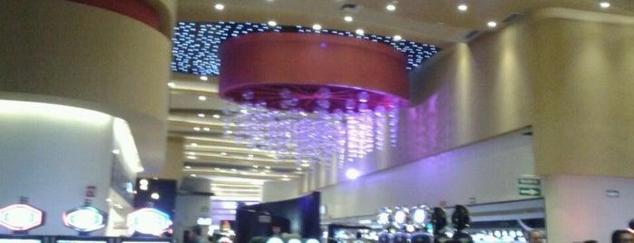 Casino Diamonds is one of Tempat yang Disukai Ana.