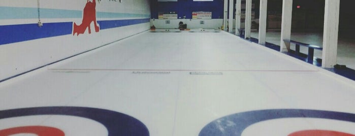 Kamloops Curling Club is one of Lugares favoritos de Jeremy.