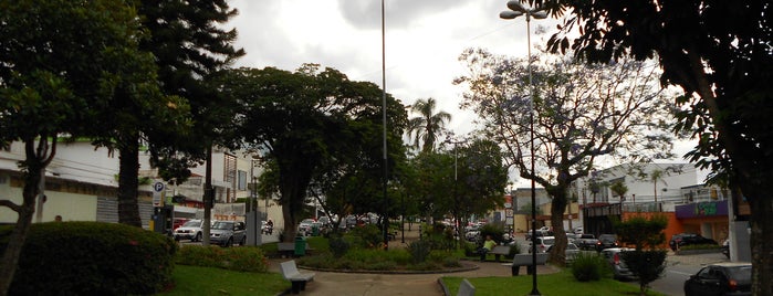 Praça Norival Gonçalves Tavares is one of Parques e Praças.