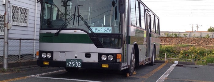 新弁天バス停 (新弁天車庫) is one of 遠鉄バス②.