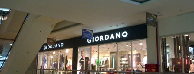Giordano is one of Plaza Mulia.