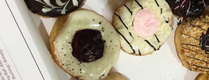 Big Apple Donuts & Coffee is one of ꌅꁲꉣꂑꌚꁴꁲ꒒: сохраненные места.