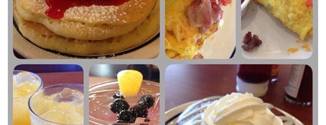 IHOP is one of Jeromeさんのお気に入りスポット.
