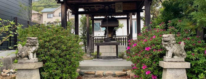 柏堂神社 is one of 摂津国武庫郡の神社.