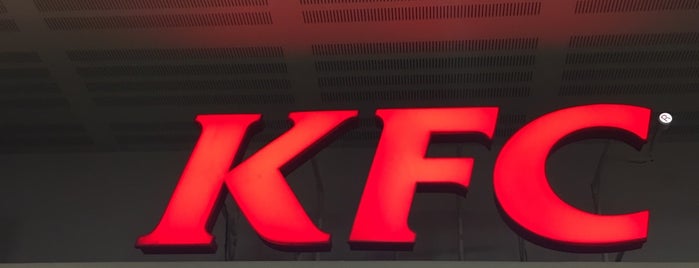 KFC is one of Picadas, Restoranes y Alimentación.