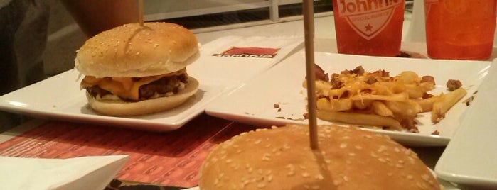 Johnnie Special Burger is one of Brasil Sabor || Brasília.