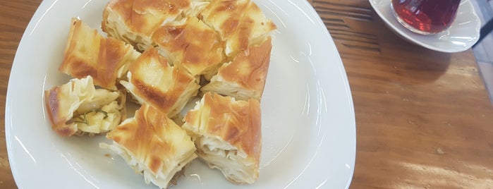 Ulviye Börek Cafe is one of Posti che sono piaciuti a 🦅 Yasin Barış 🦅.