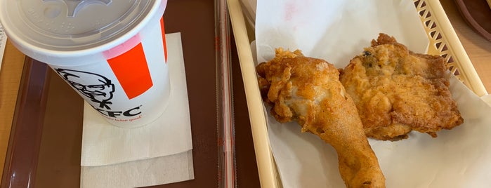 KFC is one of Tempat yang Disukai モリチャン.