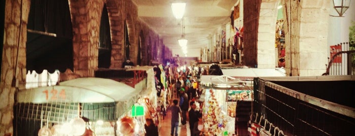 Mercado de Dulces is one of Lugares guardados de Cosette.