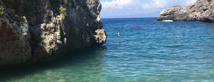 Παραλία Φονέα is one of L : понравившиеся места.