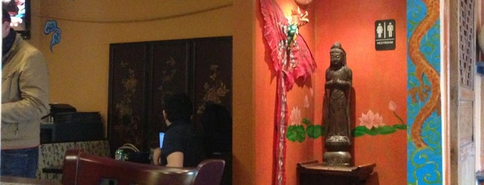 Shanghai Lounge is one of Locais salvos de John.