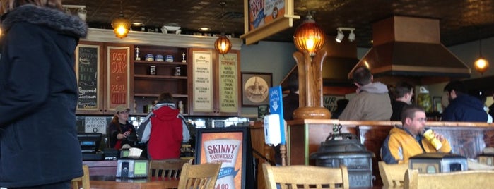 Potbelly Sandwich Shop is one of Shaneさんのお気に入りスポット.