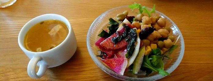 FARMER'S DINING IRODORI is one of 🍩'ın Beğendiği Mekanlar.