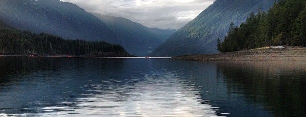 Lake Cushman is one of Washington Olympic Region.