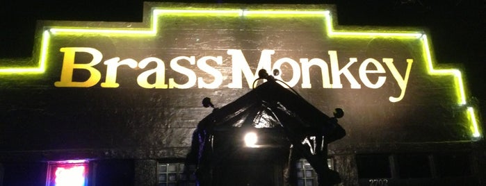 Brass Monkey is one of สถานที่ที่ Marco ถูกใจ.